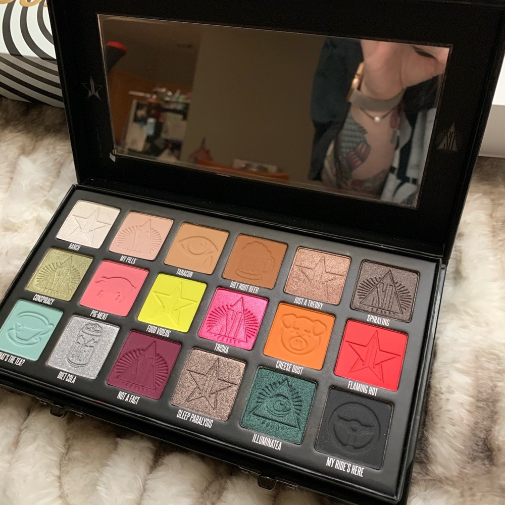 Jeffree Star X Shane Dawson Conspiracy Palette
